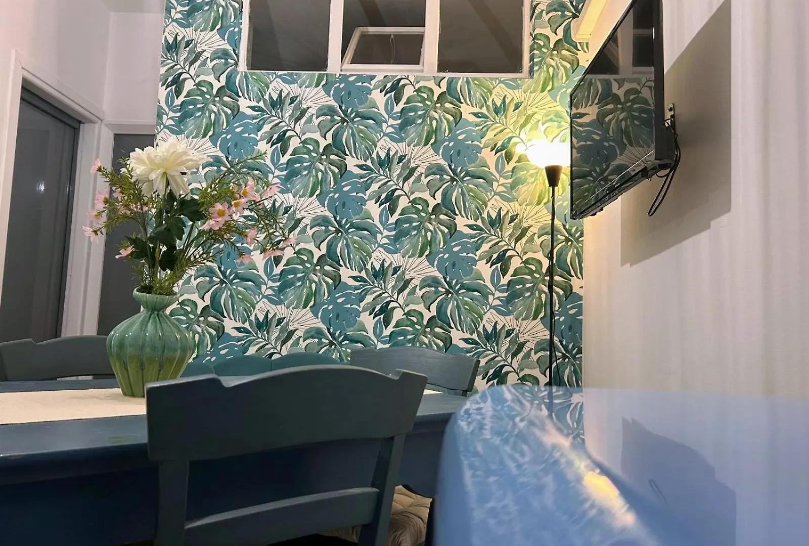 Sweet Lotus Apartment تاورمينا