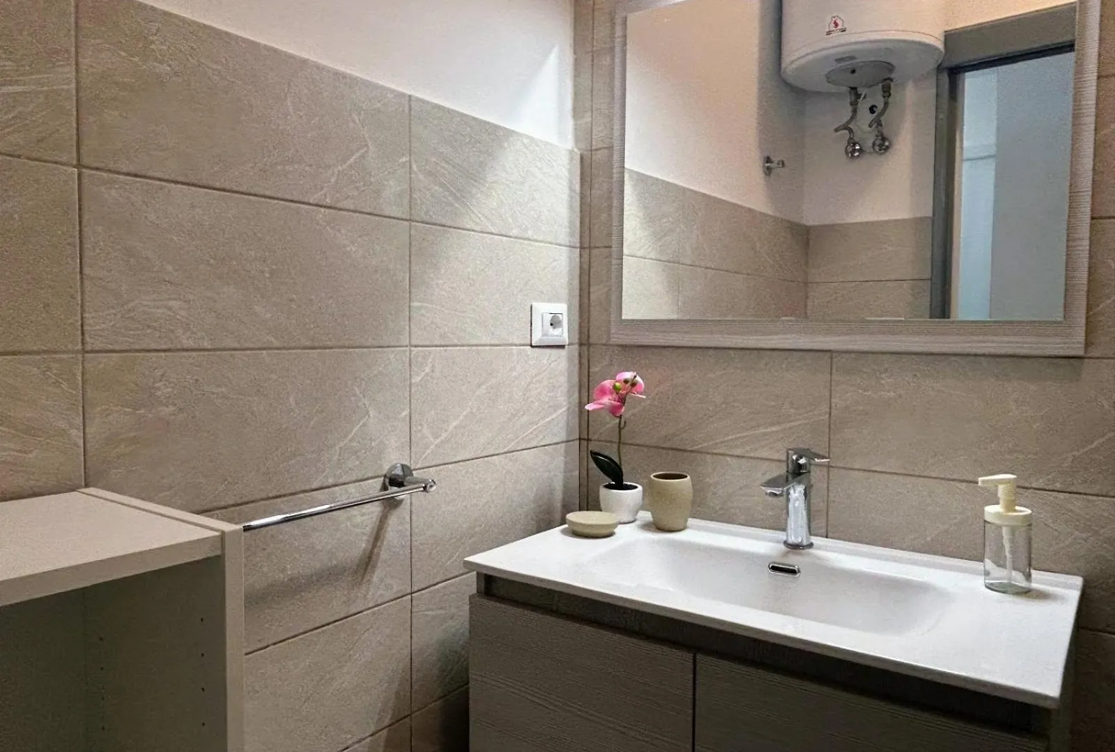 Sweet Lotus Apartment تاورمينا إيطاليا